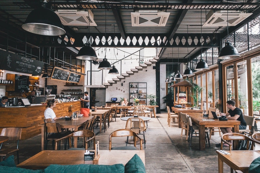 RESTAURANT BUSINESS PLAN RESTAURANT BUSINESS PLAN